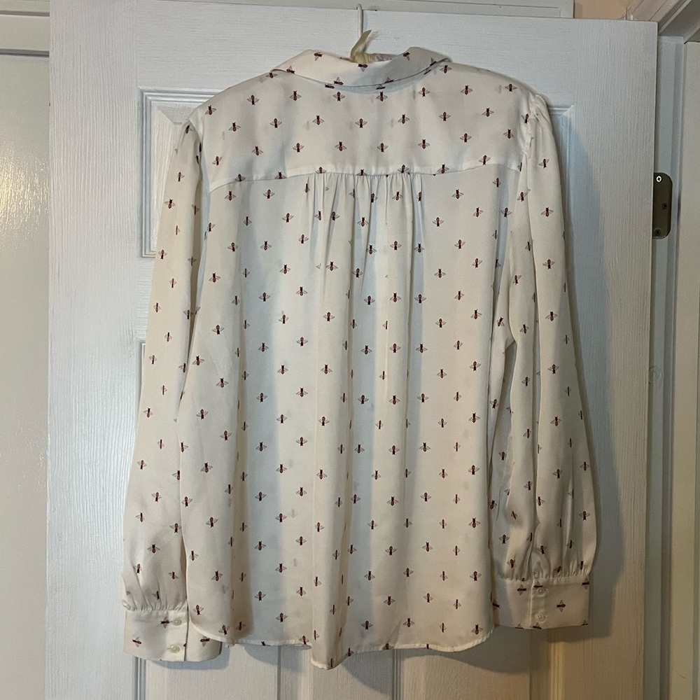 Oversized Blouse With All-Over Bee Motif Button Front Cottagecore Nature - Picture 4 of 6